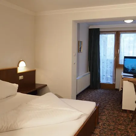 Fruehstueckshotel Margret Szálloda Maurach
