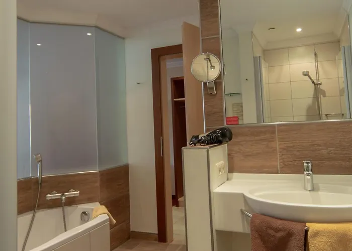 Frühstückshotel Margret Hotel 3*