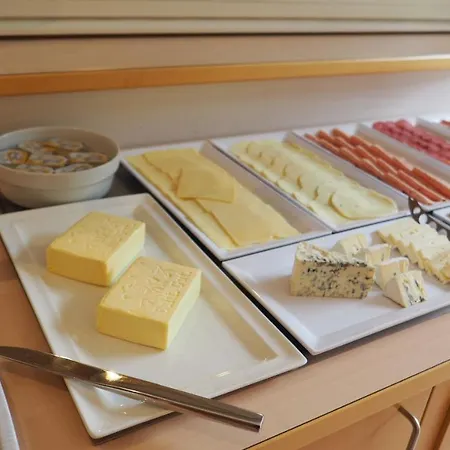 Hotell Fruehstueckshotel Margret 3*